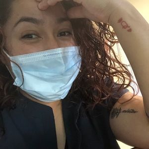 Meet your Posher, Ana